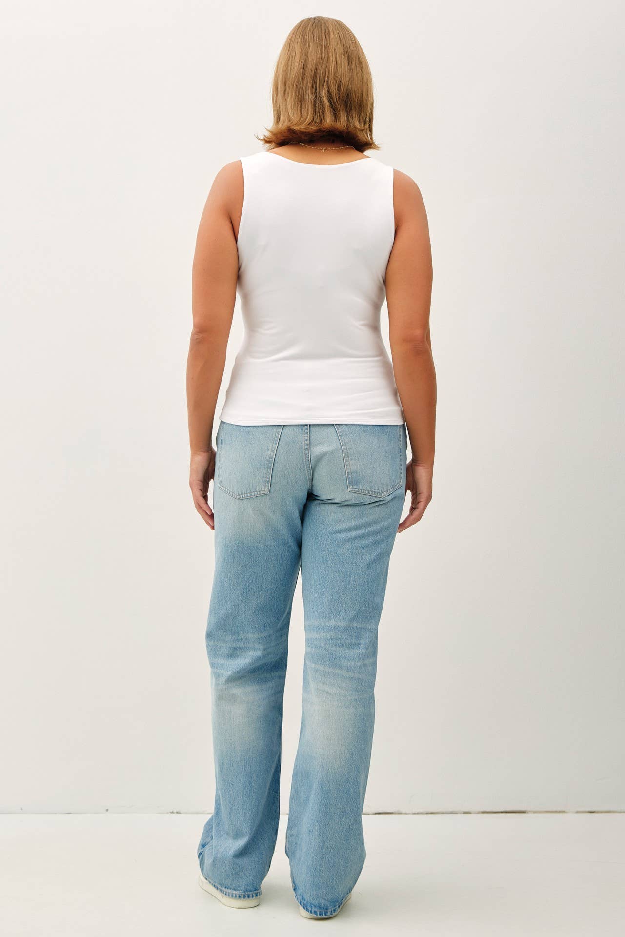 +V-Neck Tank Top- Off-White