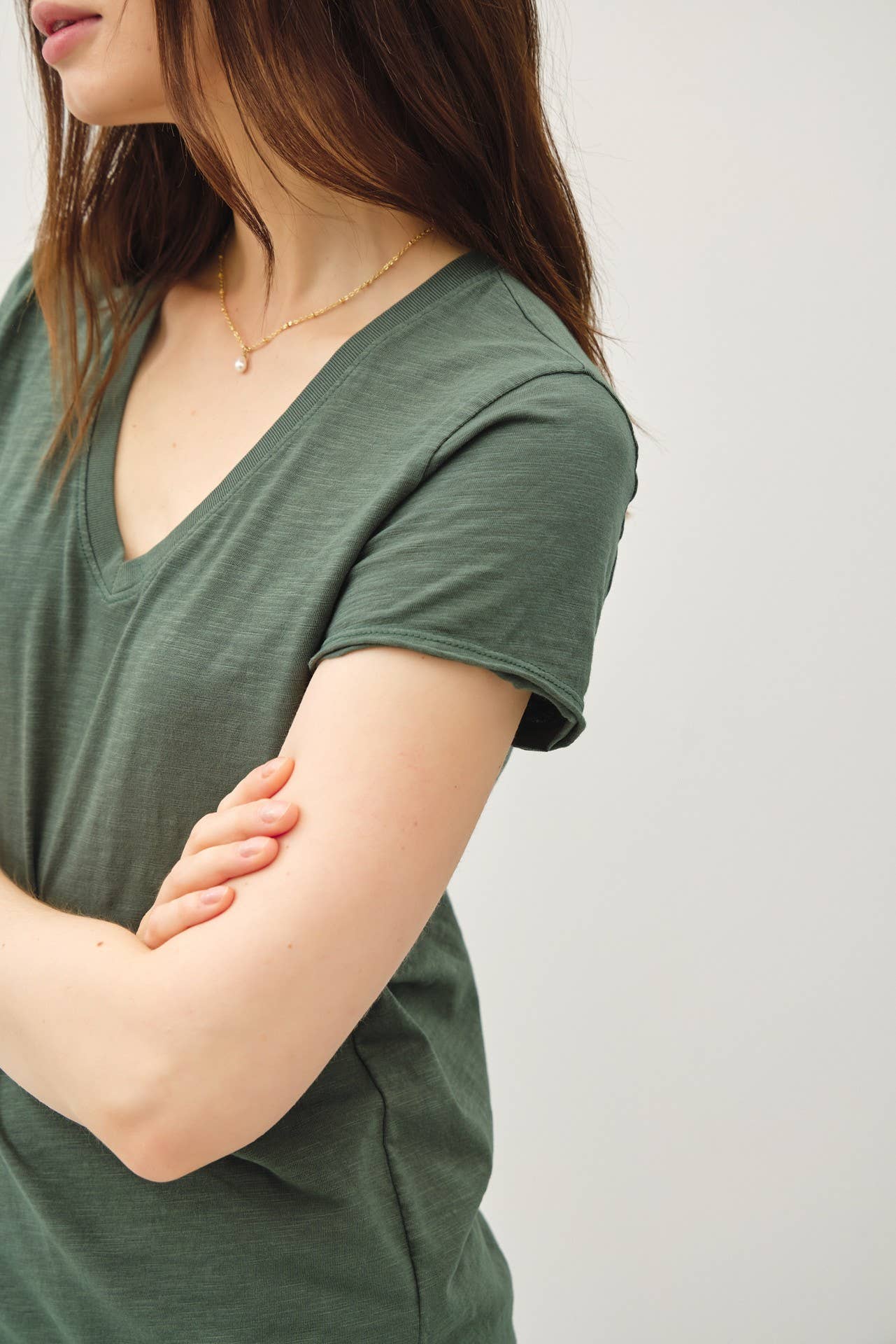 V-Neck Raw Trim Tee- Ivy