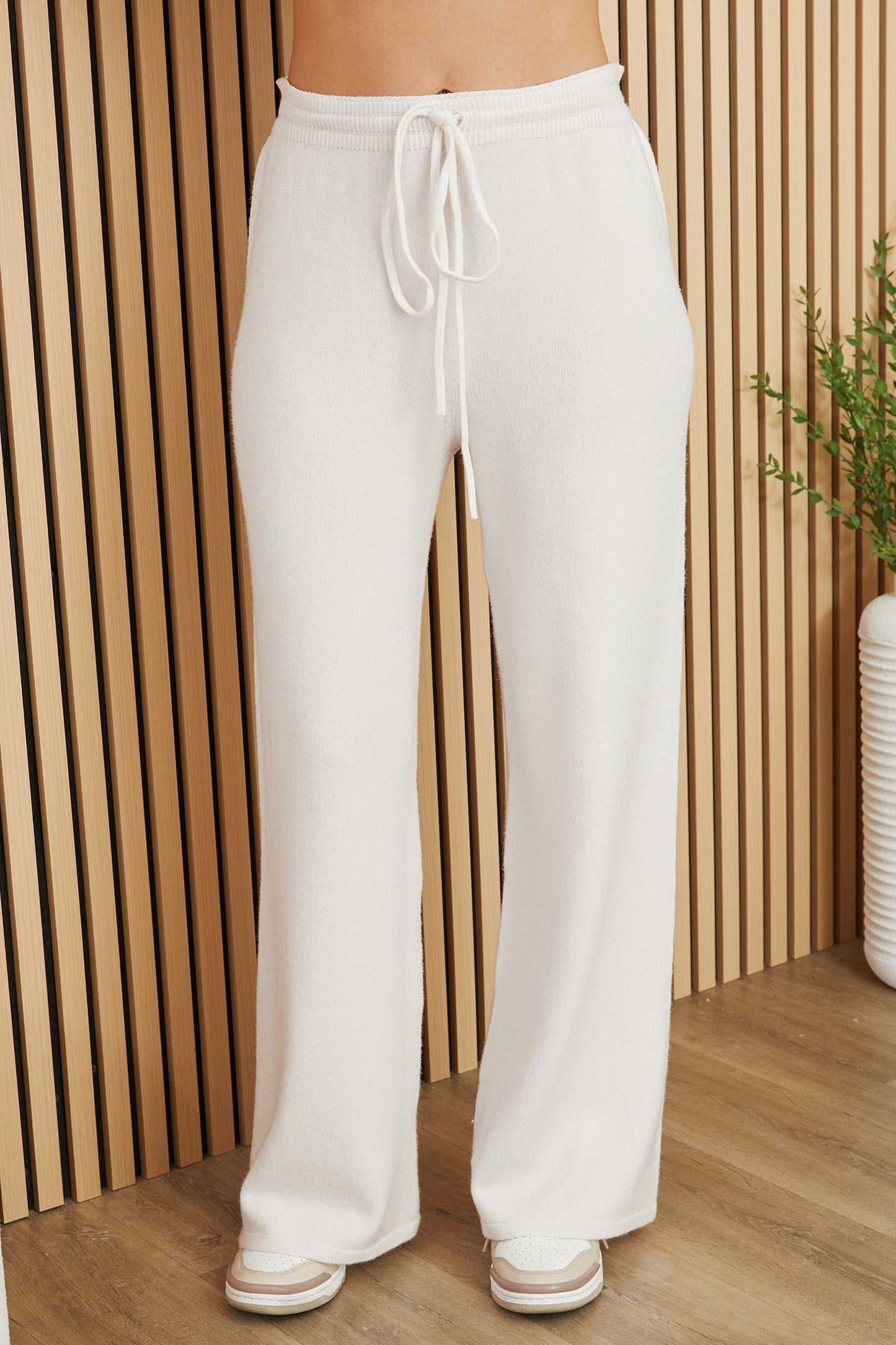 Lightweight Knit Drawstring Pant- Ivory
