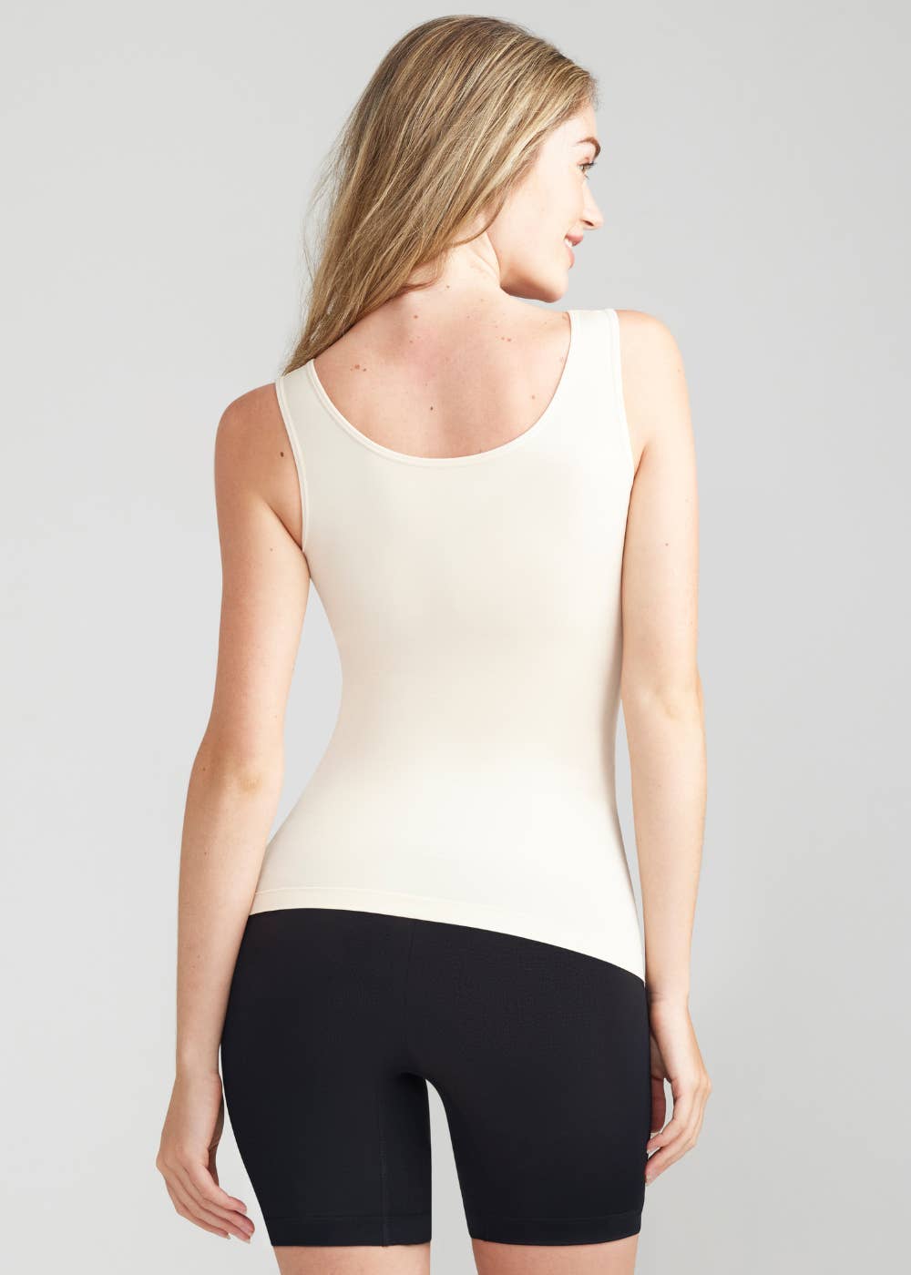 Lena Nylon Seamless Shaping Tank: 2X/3X / Almond