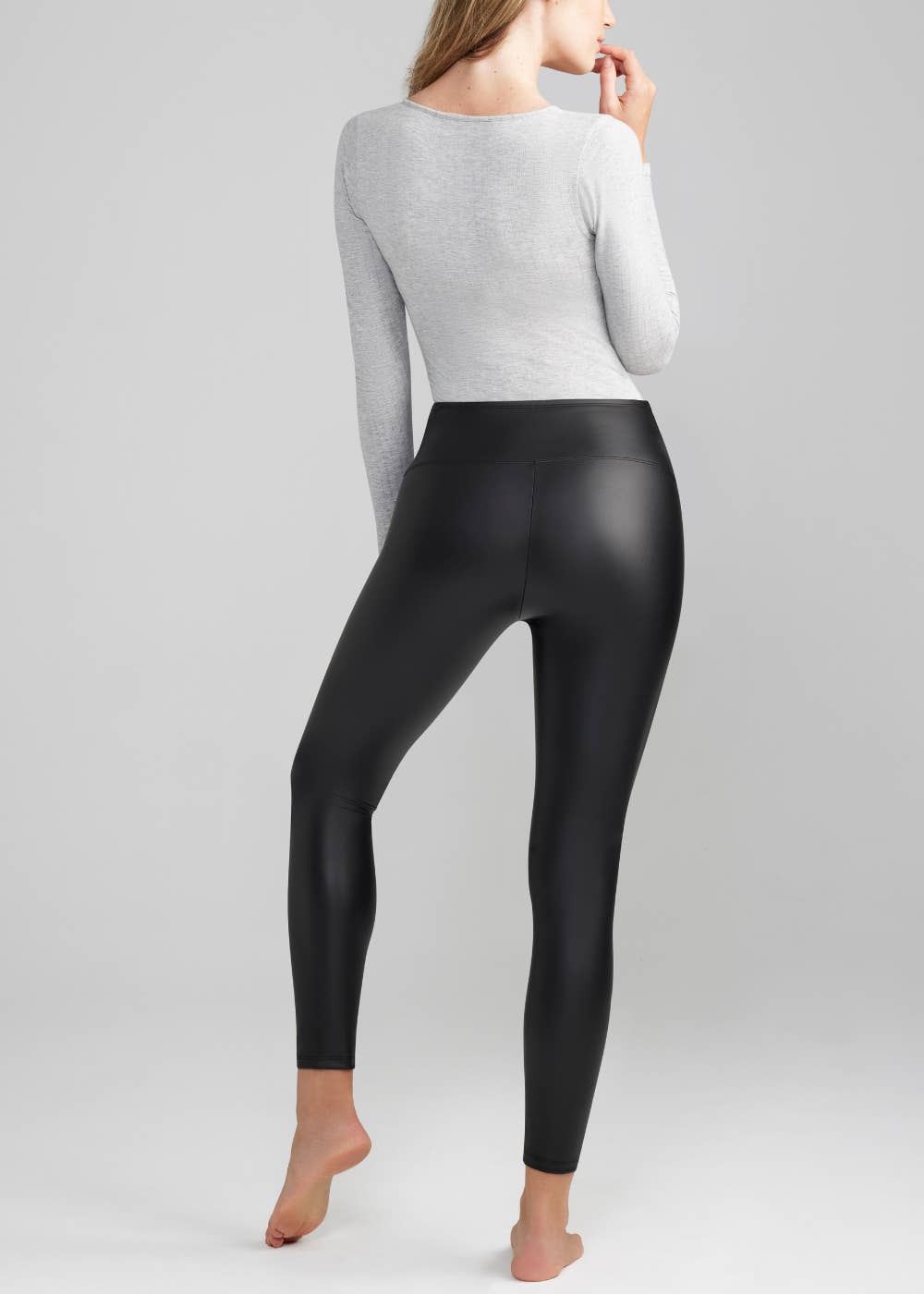 Faux Leather Shaping Legging: 1X / Black