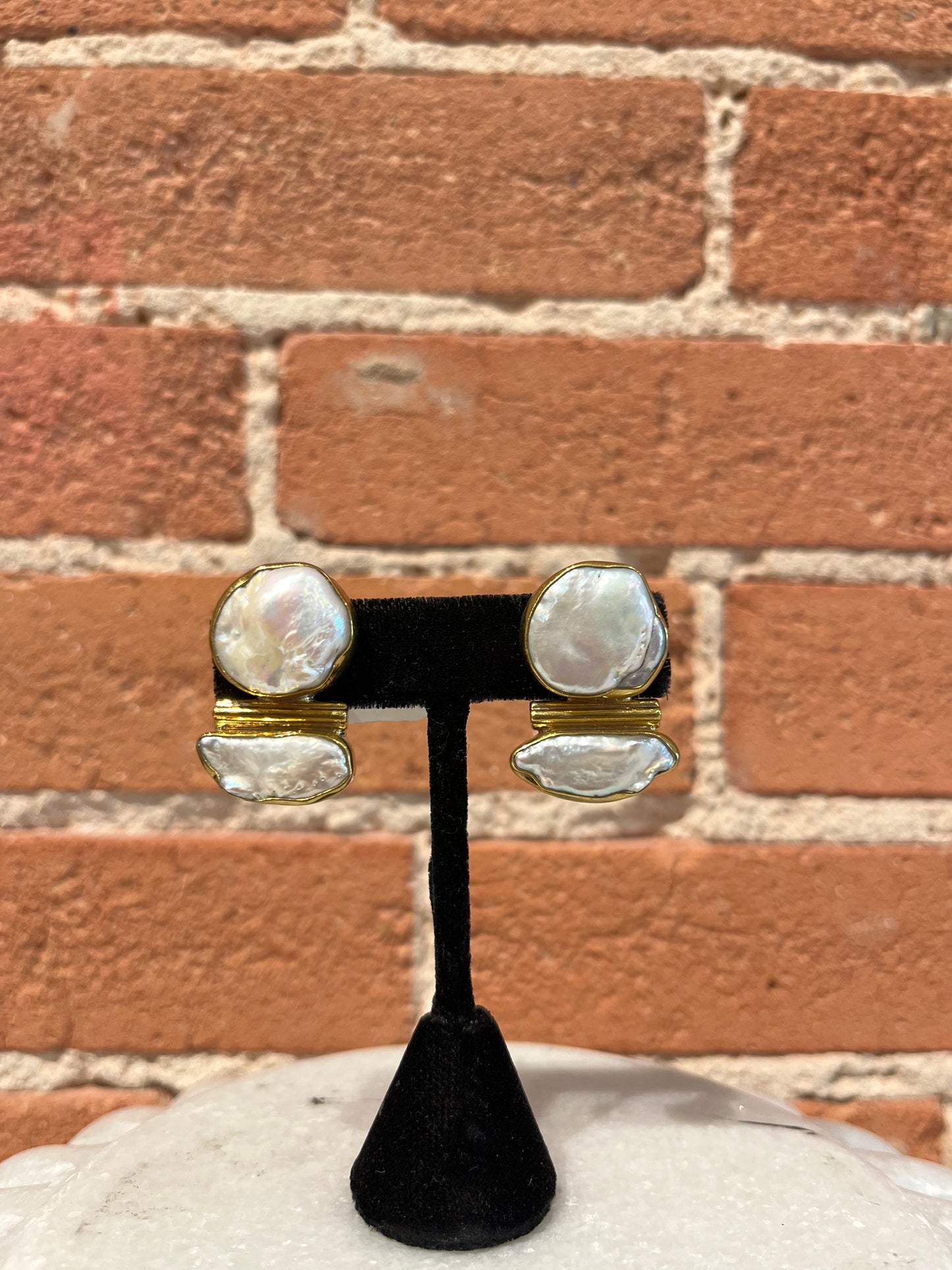 Jan Maclaughlin Earrings- Coin Pearl