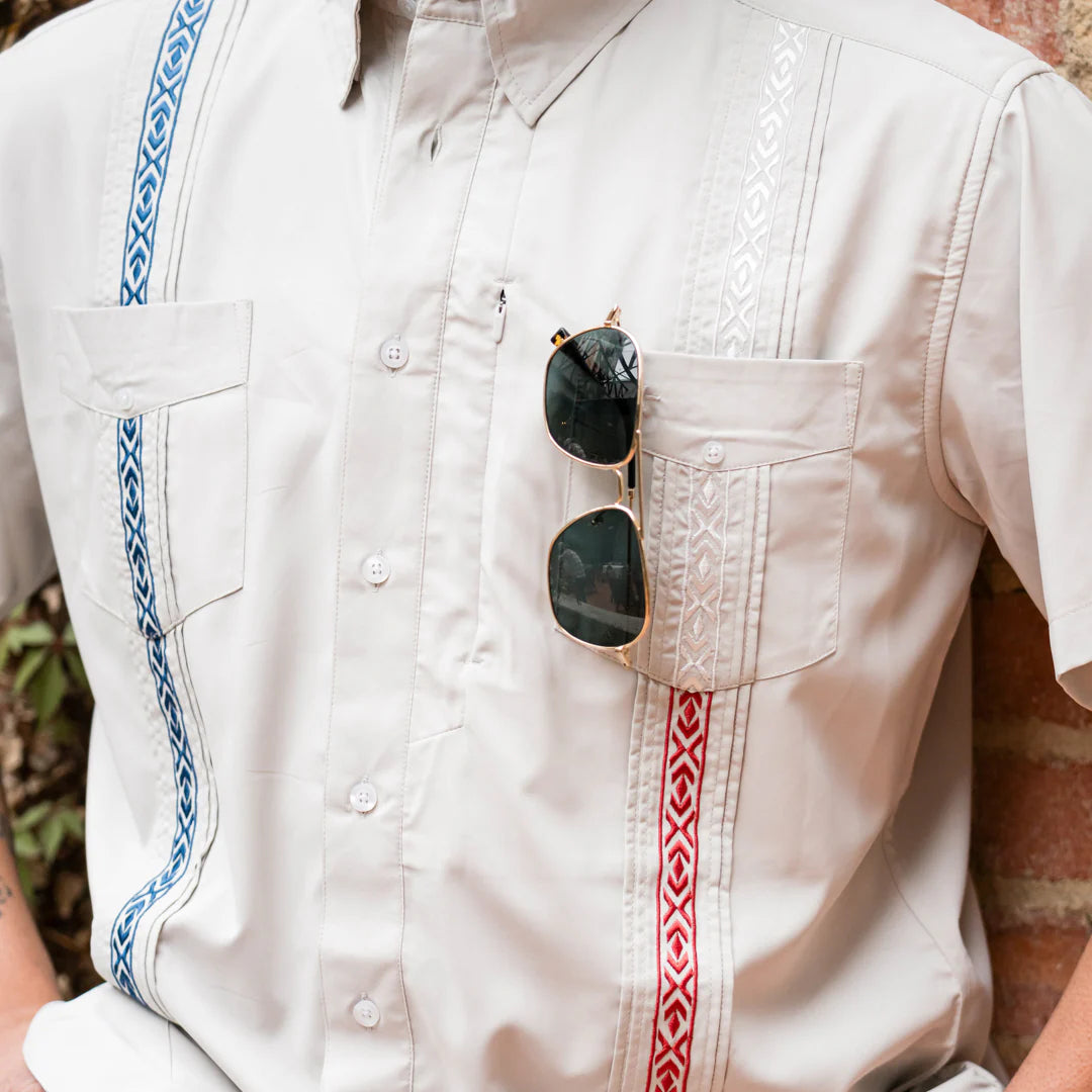 Guayabera Libre- Gray Lonestar