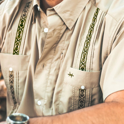 Guayabera Libre- Cazador