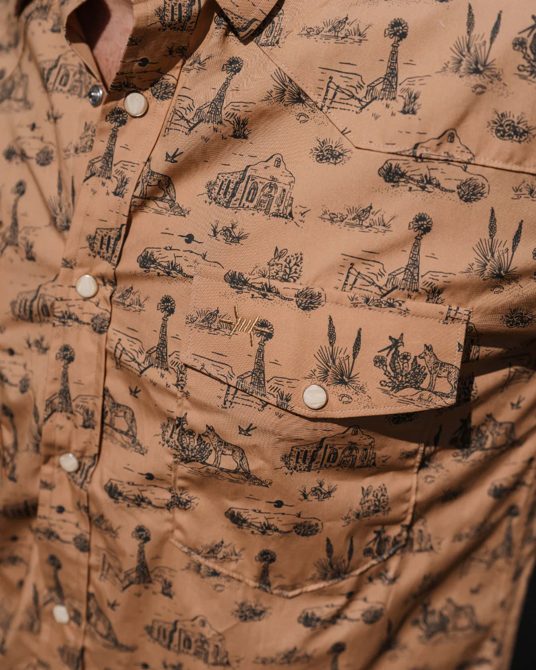 Signature Pearl Snap- Tan West Texas Toile