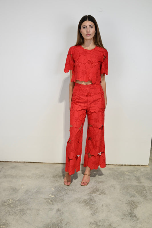 1/2 Sleeve Crop in Red Floral